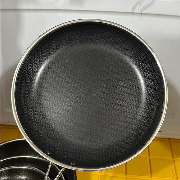 HEXCLAD 5 Piece Nonstick Stainless Steel Frying Pan Set 8 10 12 Wok $600 - Picture 5 of 10